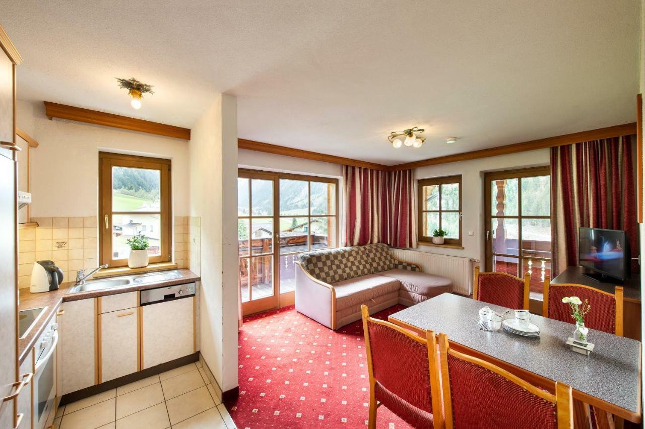 Laerchenheim Aparthotel นอยชติฟ อิม ชตูไปทัล ภายนอก รูปภาพ